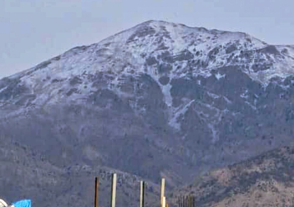 برف پاییزی دنا را سفیدپوش کرد